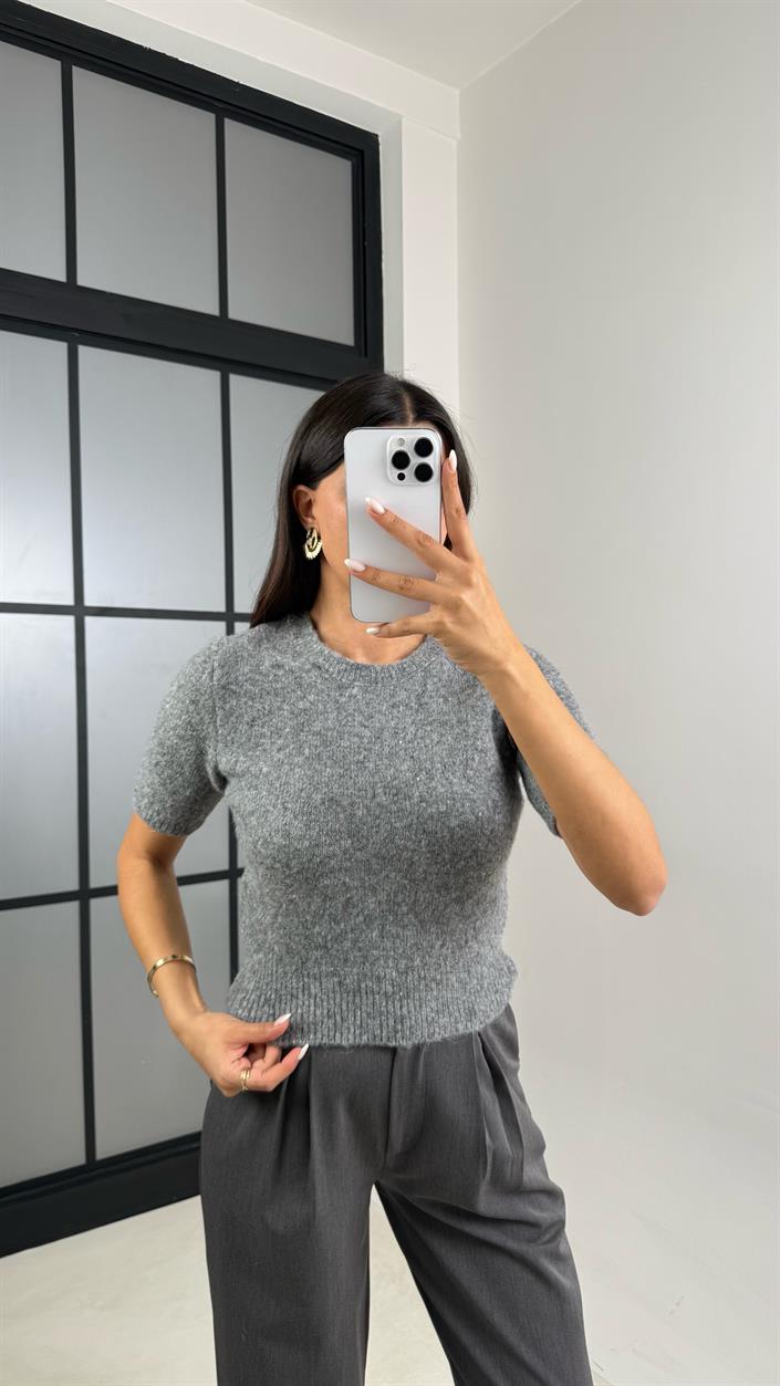 Antrasit Kısa Kol Yumuşak Triko Kazak GAUS-00554