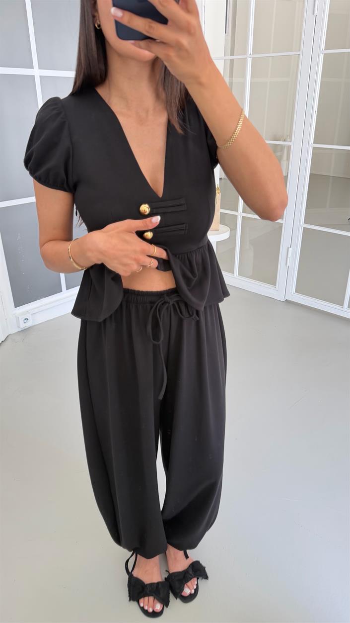 Siyah Gold Düğme Detaylı Peplum Bluz Beli Lastikli Şalvar Pantolon İkili Modal Takım GAUS-01673
