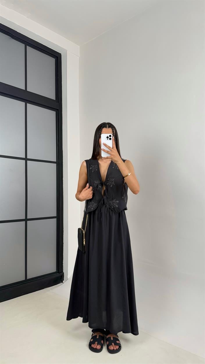 Siyah Önü Bağlamalı Nakışlı Yelek Beli Lastikli Etek Tencel Takım Gaus00556