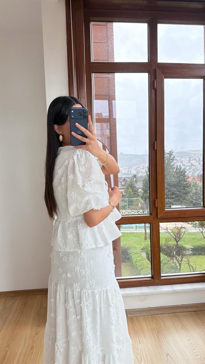 Beyaz Çiçek Nakışlı Gömlek Beli Lastikli Astarlı Etek İkili Takım GAUS-01310