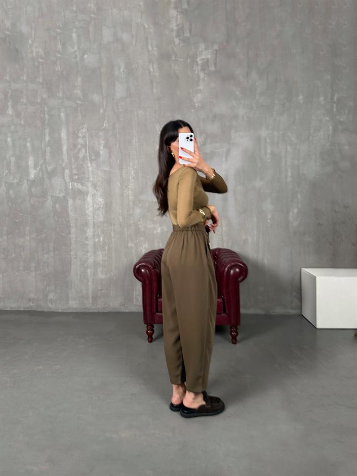 Dona Yağ Yeşili İthal Kumaş Beli Lastikli Jogger Pantolon