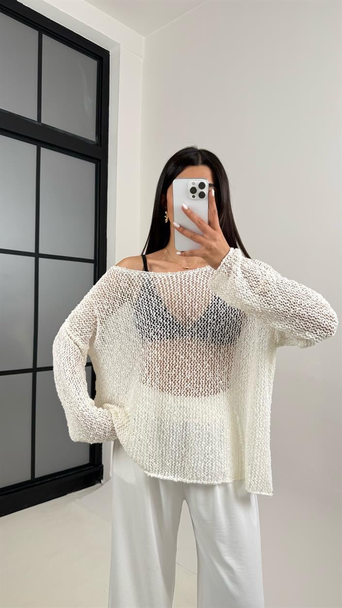 Beyaz Ajurlu Triko Bluz Gaus00372