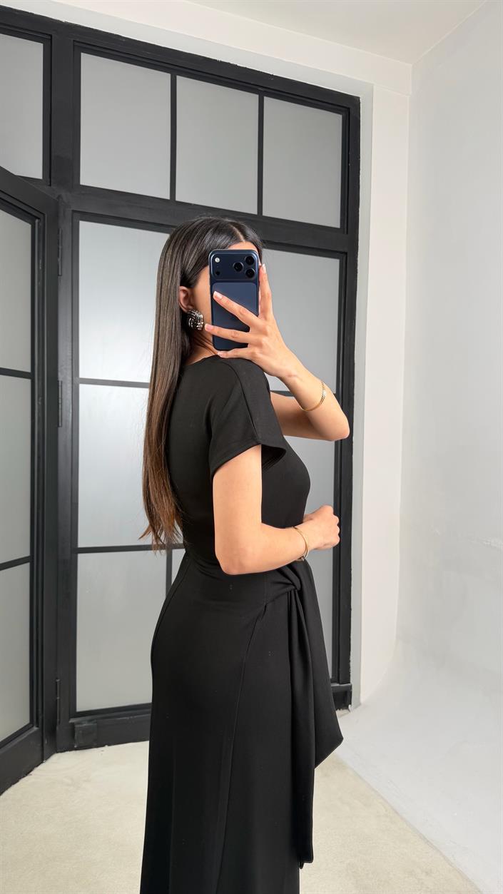 Siyah Bağlama Detaylı Modal Kumaş Elbise GAUS-01453