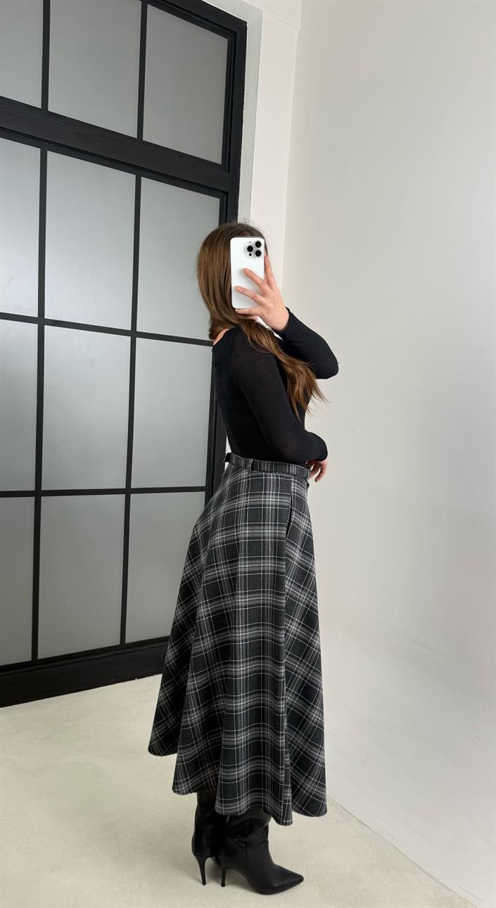 Antrasit Düğmeli Kuşaklı Ekose Etek GAUS-00771