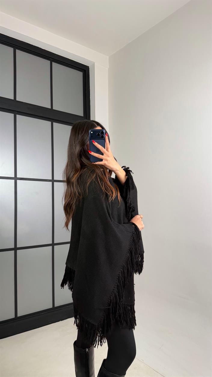 Siyah Balıkçı Yaka Püskül Detaylı Panço Kazak GAUS-00953