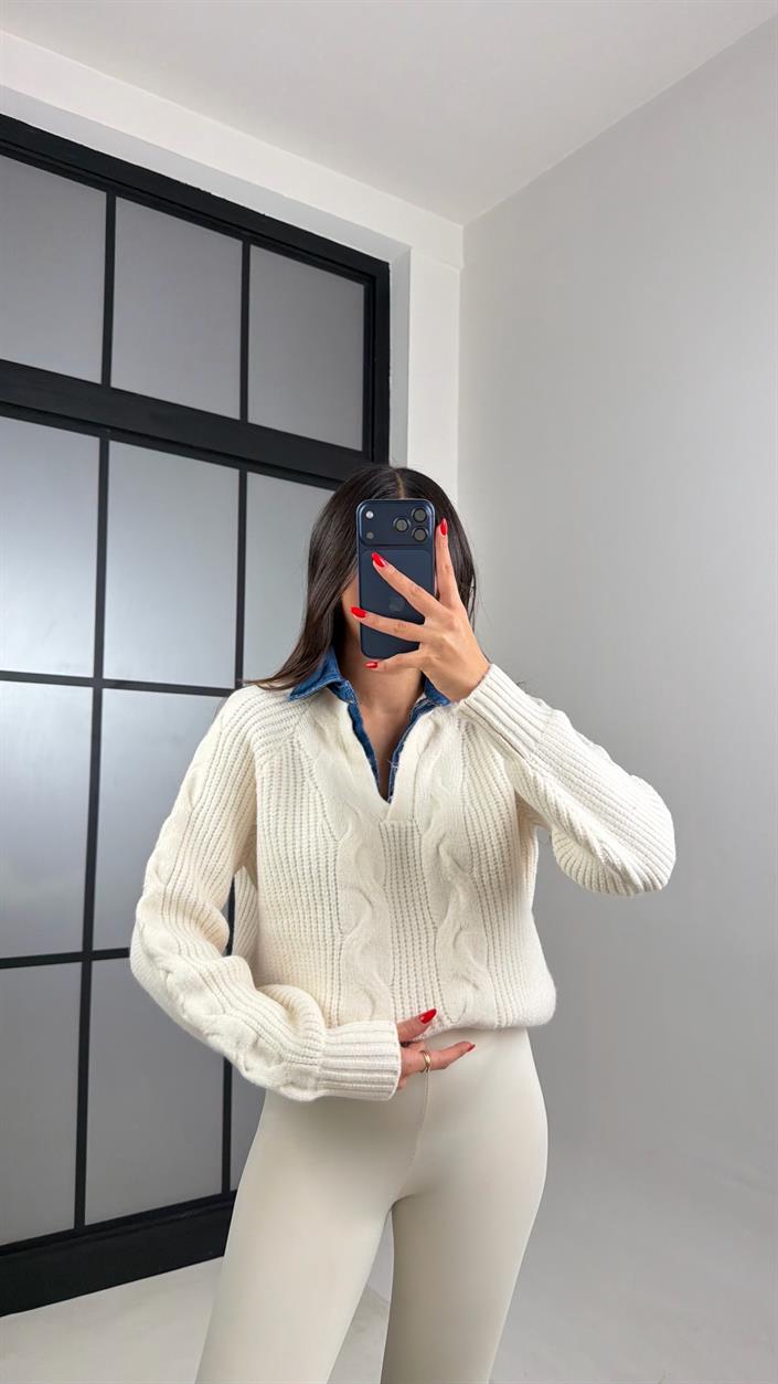 Krem Denim Yaka Detaylı Örgü Kazak GAUS-00929