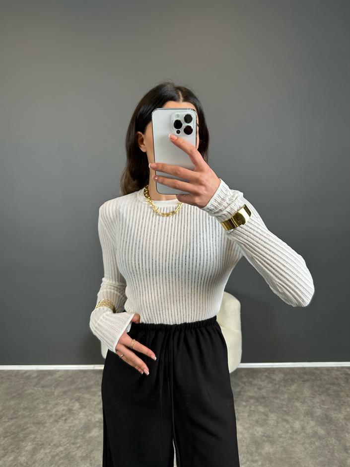 Beyaz Uzun Kollu Transparan Triko 