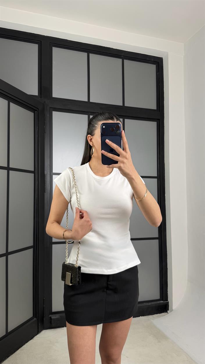 Ekru ZR Model Sırt Kancalı Tshirt GAUS-01410