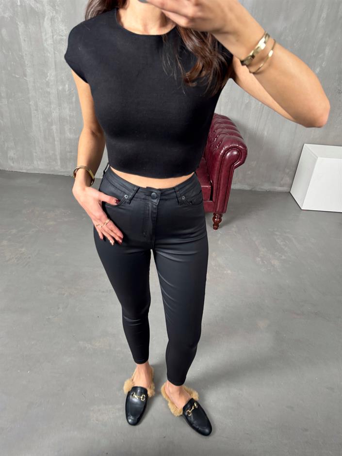 Vespera Siyah Mumlu Dar Paça Pantolon