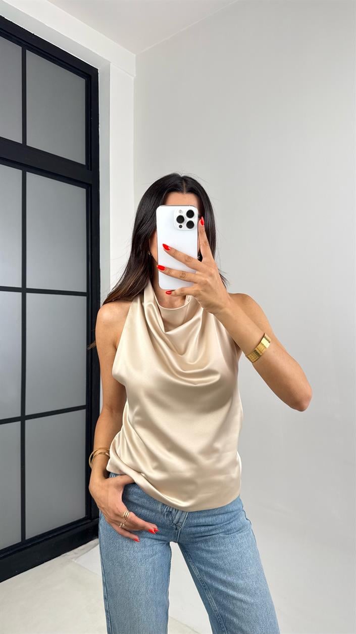 Taş Boyundan Bağlamalı Sırt Dekolteli Saten Bluz GAUS-008