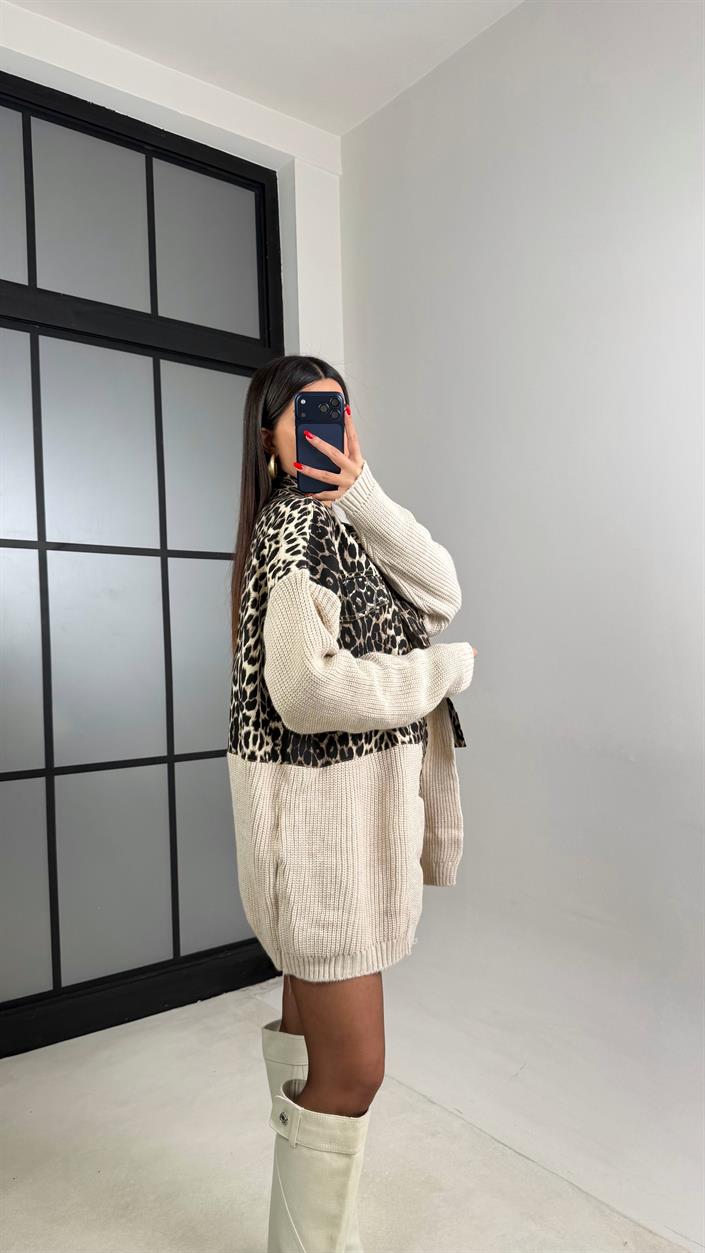 Siyah Leopar Desenli Denim Detaylı Triko Hırka GAUS-01001