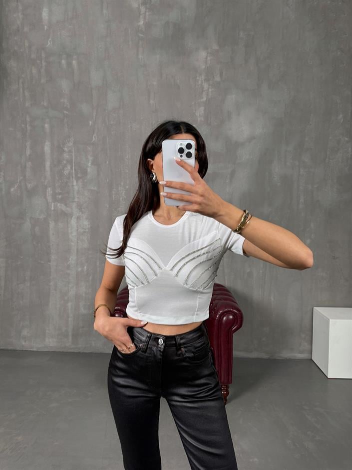 Beyaz Taş İşlemeli Crop Tshirt