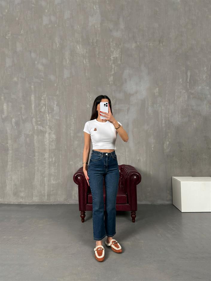 Edvin Koyu Mavi Flare Jean