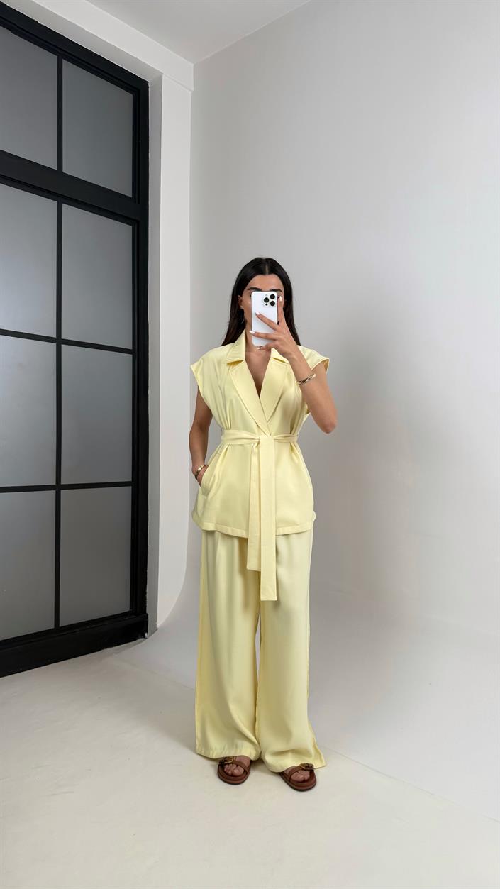 Sarı Cepli Kuşaklı Yelek Beli Lastikli Pantolon Tencel Takım Gaus00433