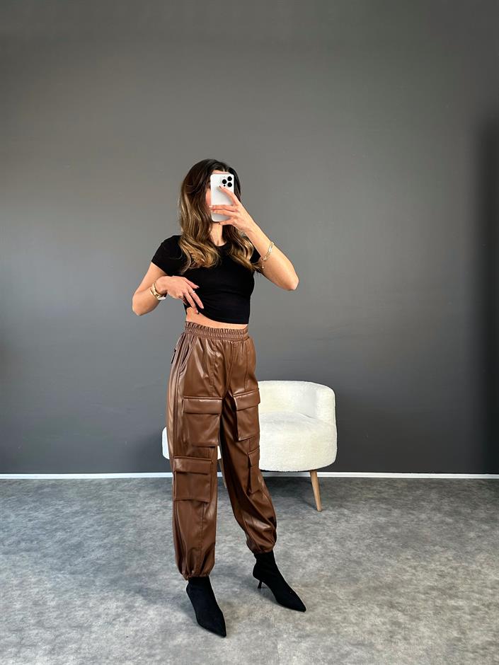 Kahverengi Kargo Cepli Deri Pantolon 