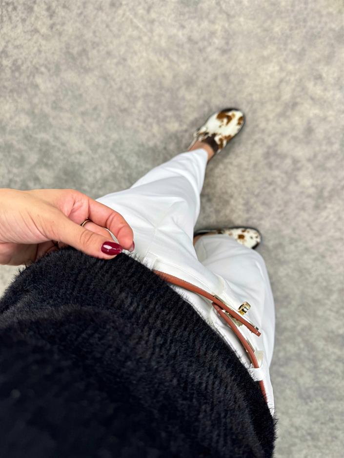 Miya Siyah Yumoş Triko Bluz