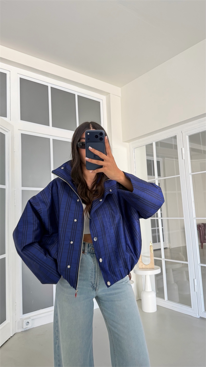 Lacivert Şeritli Dik Yaka Astarlı Premium Bomber Ceket GAUS-02029 GAUS-02095