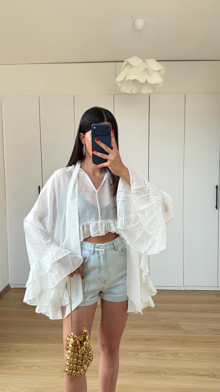 Beyaz Şal Detaylı Fırfırlı Bluz GAUS-01597