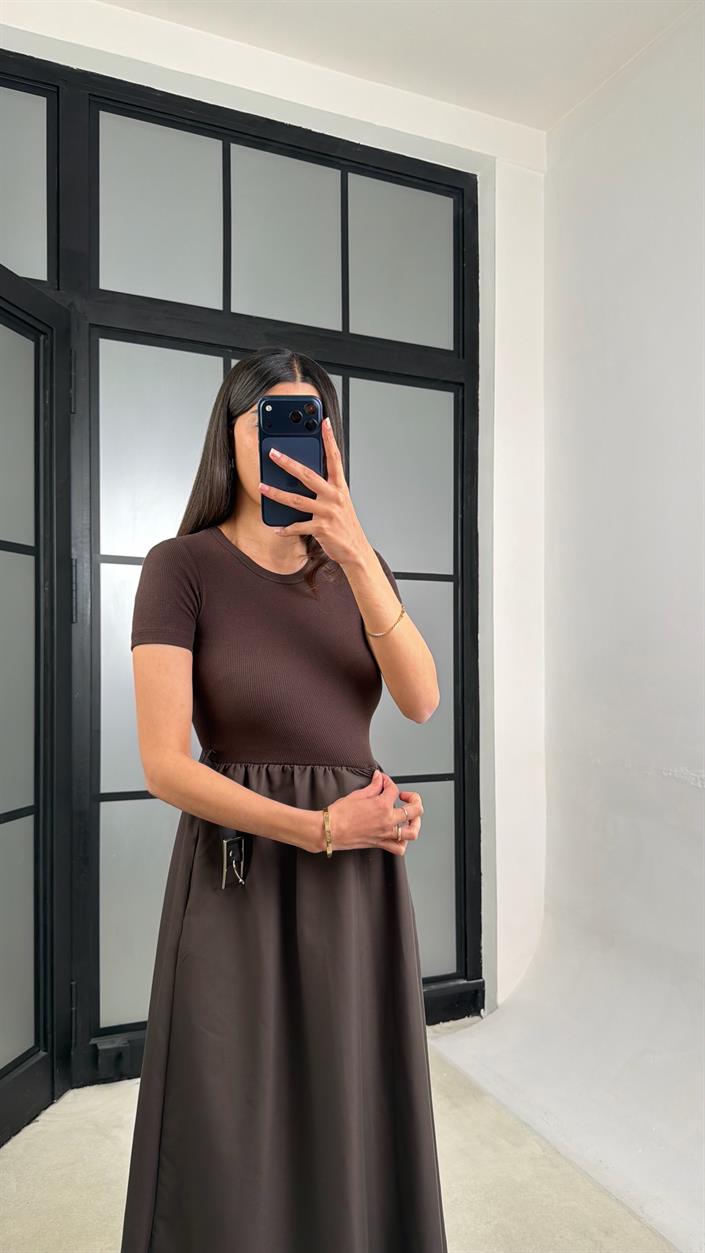 Acı Kahve Kısa Kol Beli Lastikli Kemerli Elbise GAUS-01246