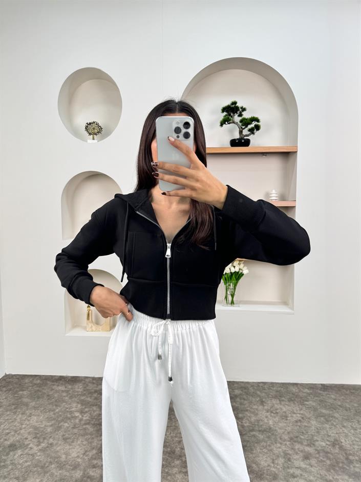 Nerma Siyah Kapüşonlu Fermuarlı Kısa Sweatshirt