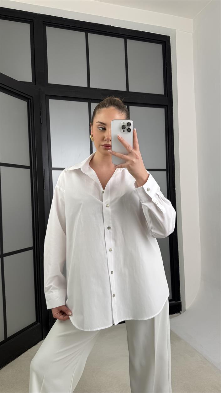 Beyaz Oversize Poplin Gömlek GAUS-01202