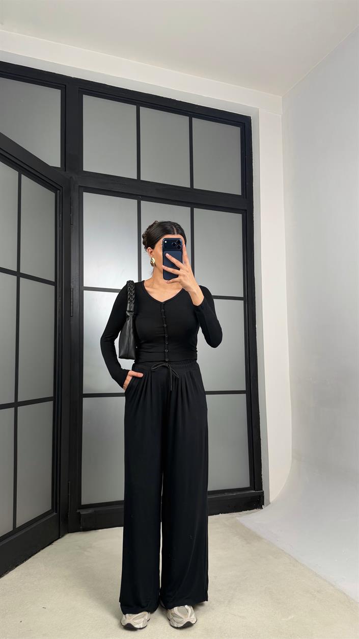 Siyah Düğmeli Bluz Beli Lastikli Eşofman Kaşmir Dokulu Takım GAUS-01333
