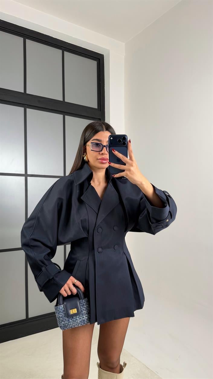 Lacivert Belden Oturtmalı Pile Detaylı Astarlı Trençkot GAUS-00683