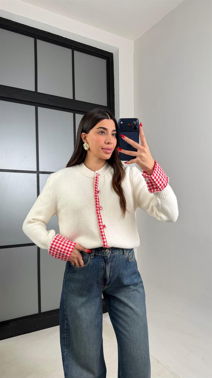 Krem Pötikare Detaylı Triko Hırka GAUS-001038