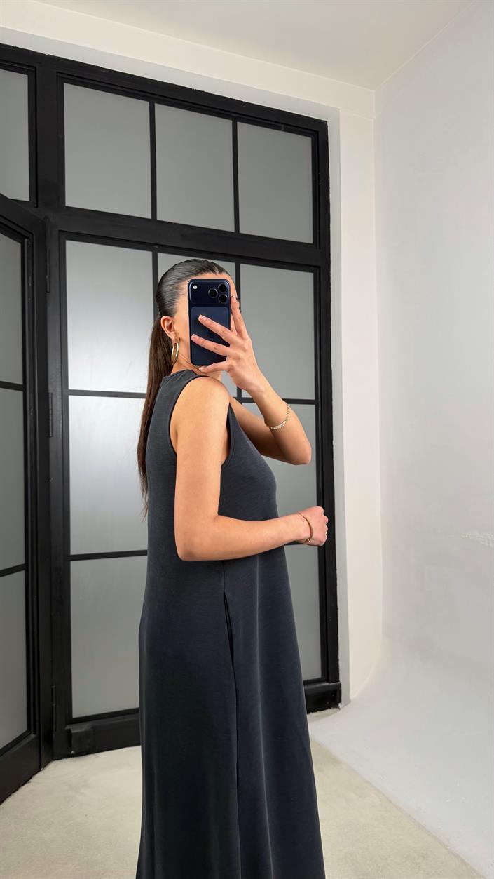 Füme Sıfır Kol Basic Modal Kumaş Elbise GAUS-01329
