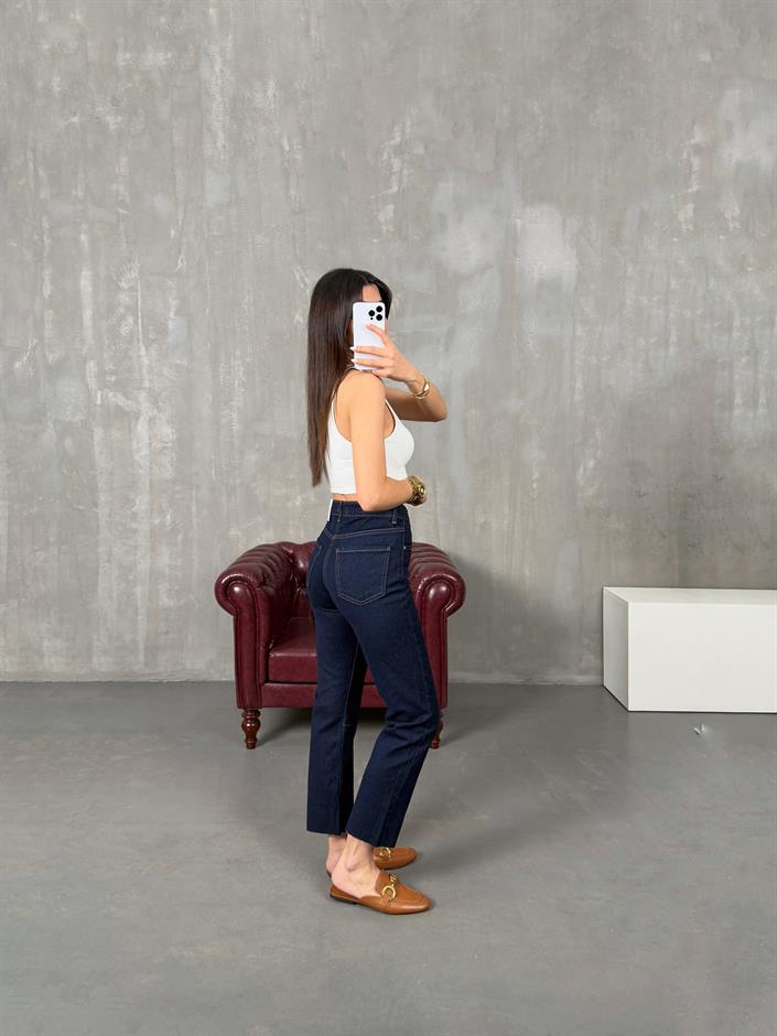 Laste Lacivert ZR Model Kesik Paça Jean