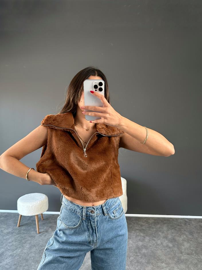 Kahve Fermuarlı Crop Peluş Kürk Süveter
