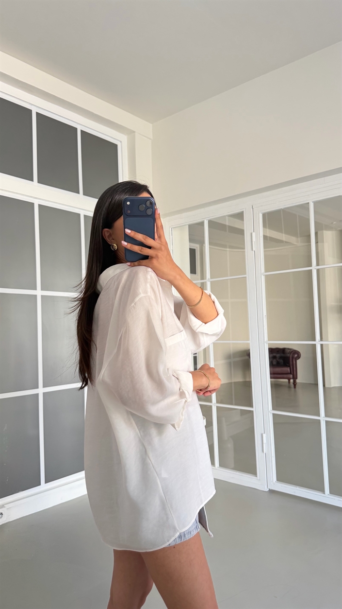 Beyaz Oversize Tencel Gömlek GAUS-01698