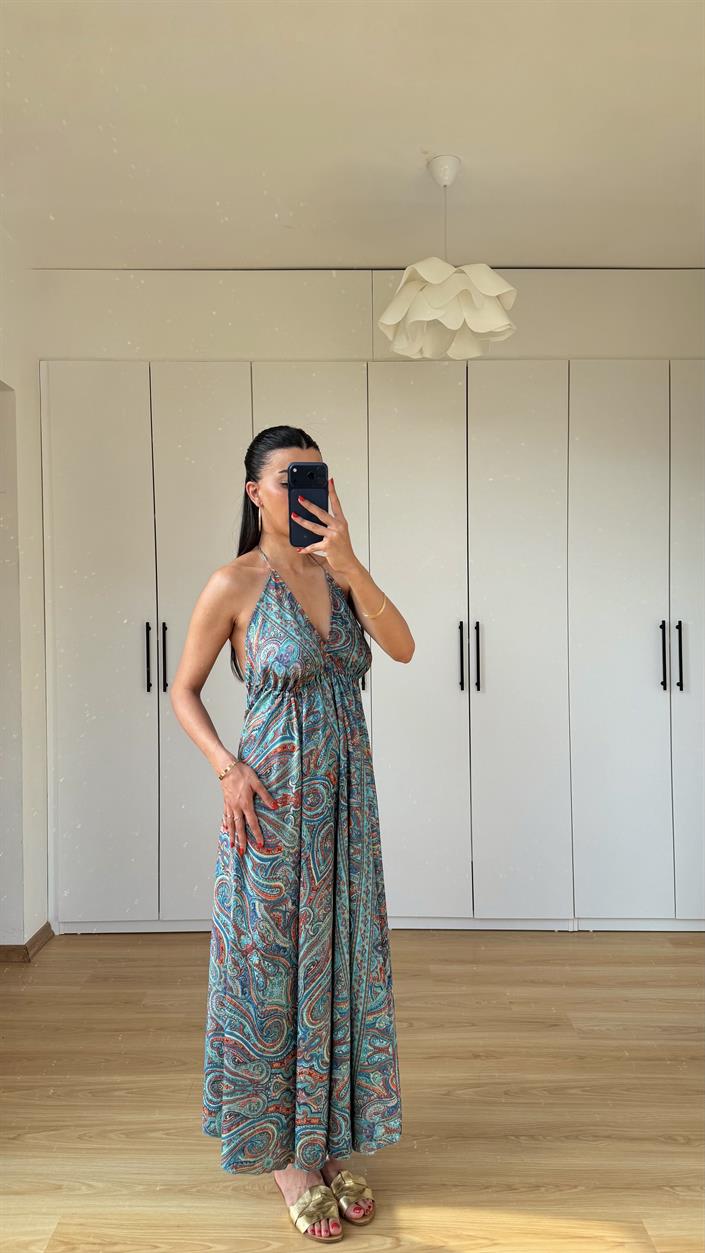Mavi Sırt Dekolteli Yumuşak Saten Desenli Maxi Boy Elbise GAUS-01614