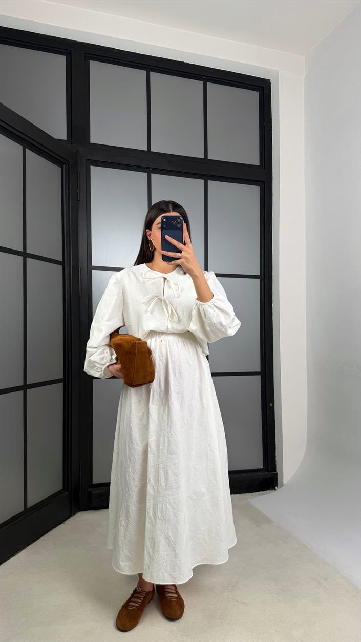 Ekru Çiçek Nakışlı Gömlek Beli Lastikli Etek Takım GAUS-01182