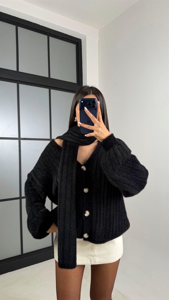 Siyah Şal Detaylı Yumuşak Dokulu Triko Hırka GAUS-00650