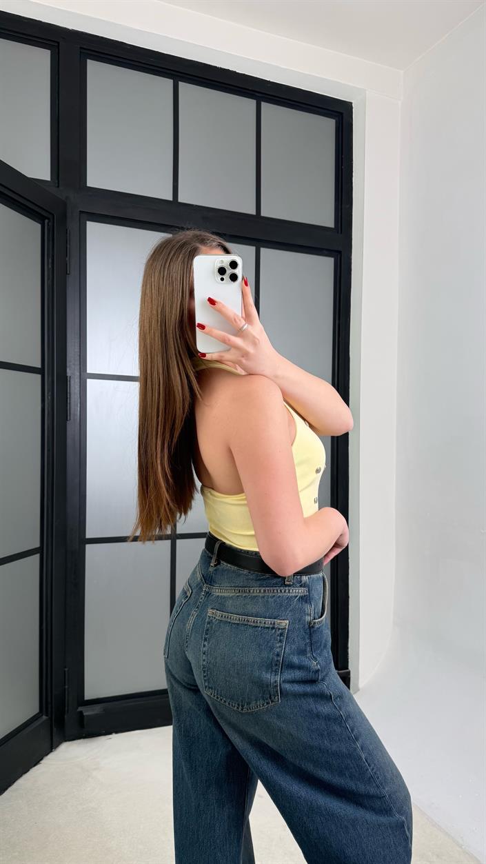 Sarı Basic Zımba Detaylı Bluz GAUS-01239