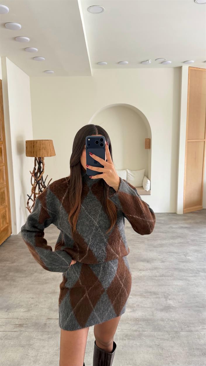 Antrasit Baklava Desenli Kazak Etek Muadil Triko Takım GAUS-00778