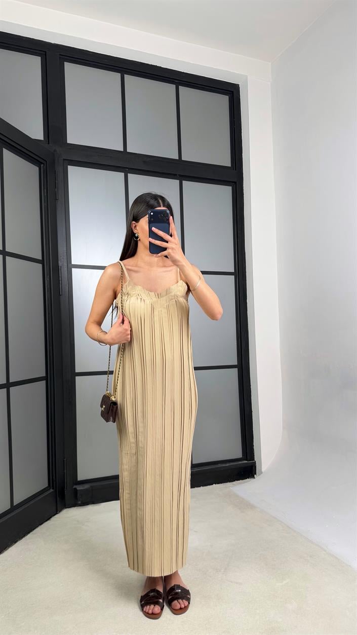 Bej Ayarlanabilir Askılı Piliseli ZR Model Elbise GAUS-01375