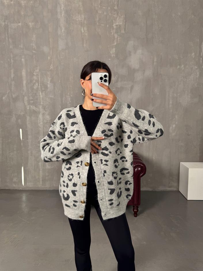 Sance Gri Leopar Desenli Hırka