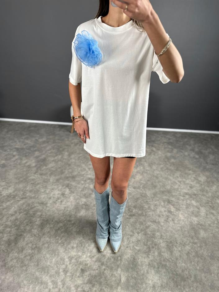 Beyaz Mavi Çiçekli Basic Tshirt 