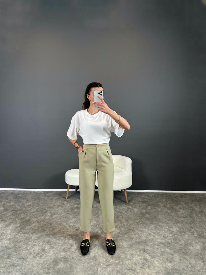 Yeşil Havuç Kesim Kemersiz Pantolon