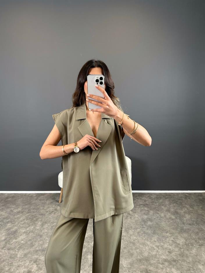 Liu Haki Zr Model Yelekli İkili Takım