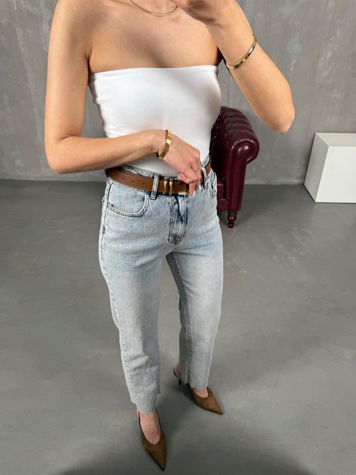 Eris Açık Mavi Kemerli Kesik Paça Jean