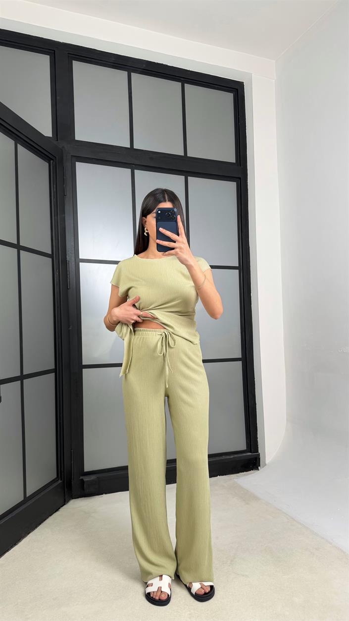 Açık Yeşil Bağlama Detaylı Bluz Beli Lastikli Pantolon Krinkıl Kumaş Takım GAUS-01308