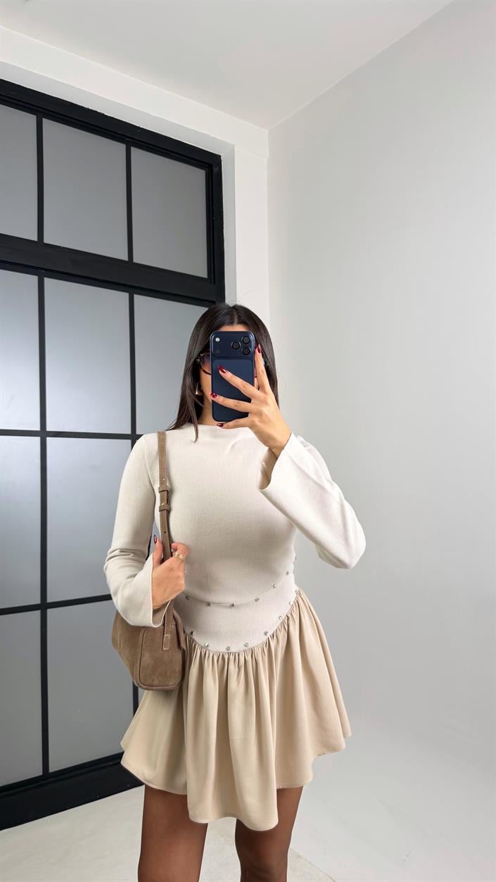 Bej Zımba Detaylı Pileli Elbise GAUS-00734