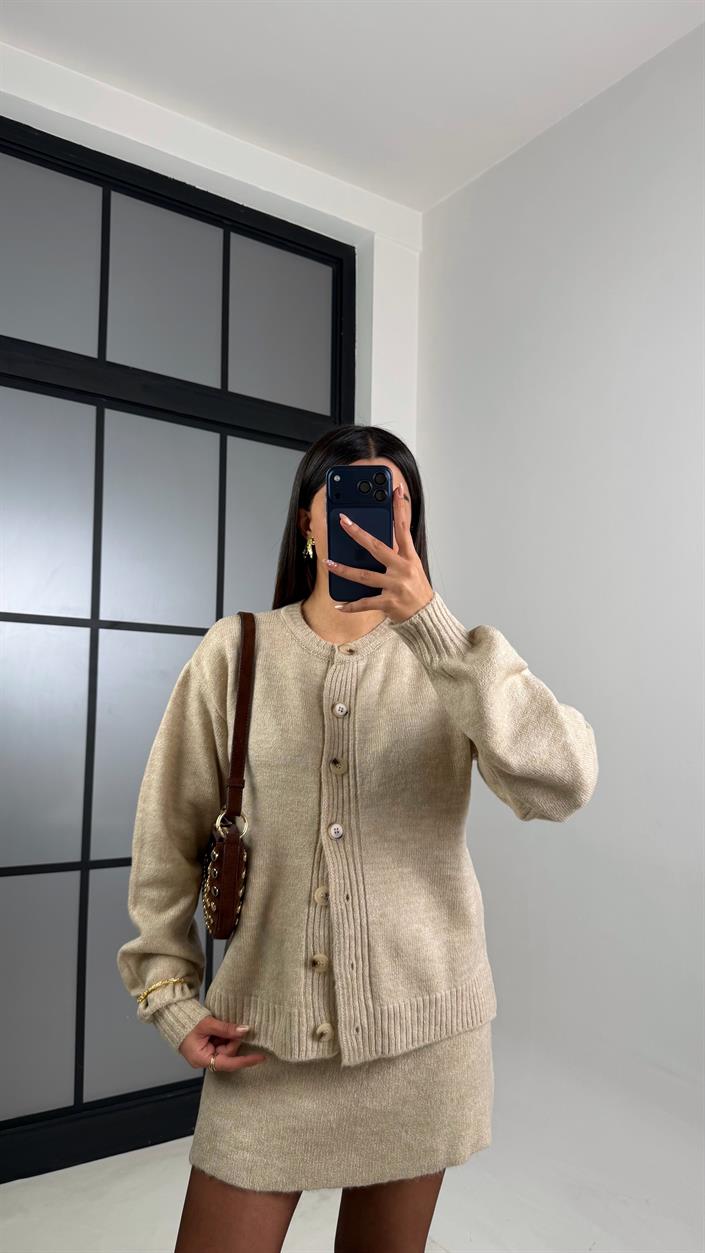 Taş Düğmeli Hırka Beli Lastikli Etek Triko Takım GAUS-00823