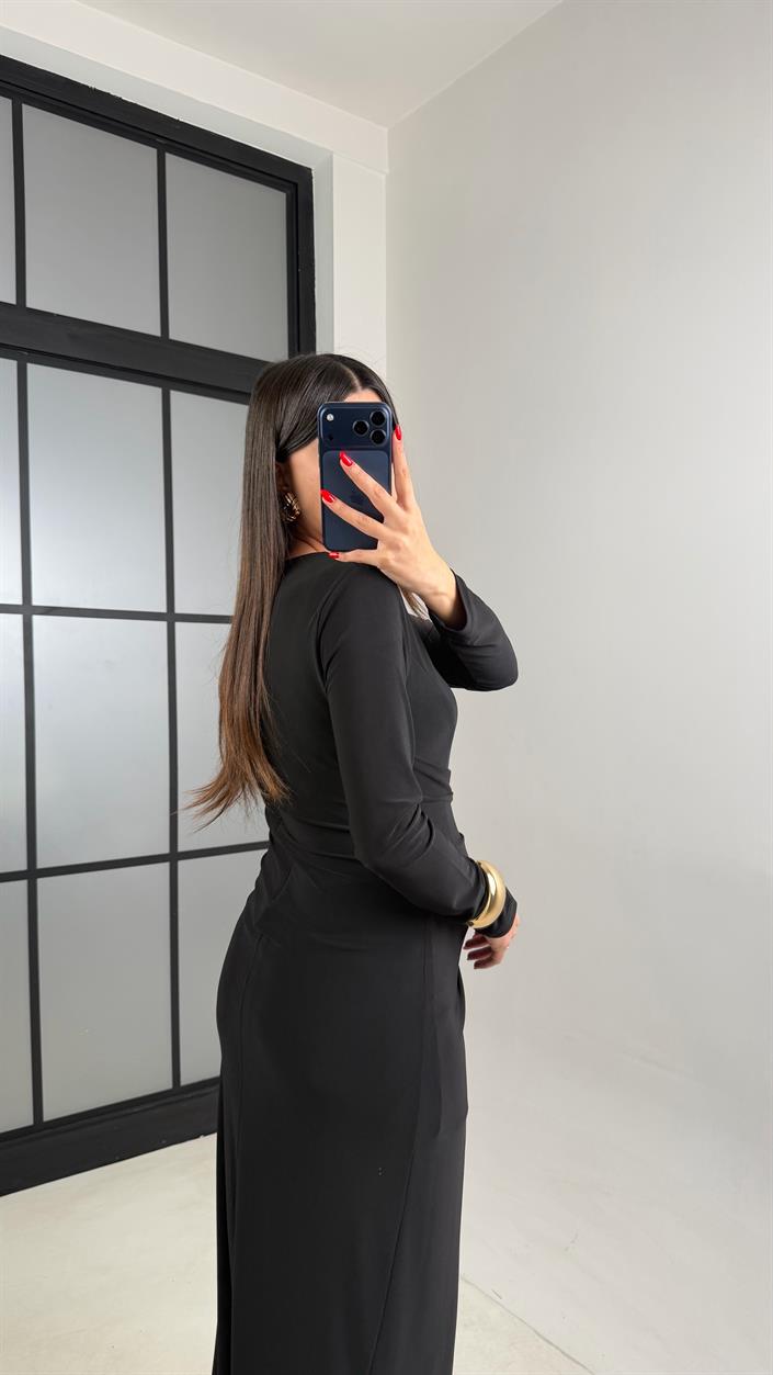 Siyah Yırtmaç Detaylı Astarlı Sandy Kumaş Elbise GAUS-00949