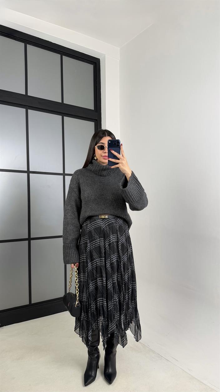 Siyah Ekose Desenli Astarlı Şifon Etek GAUS-00725