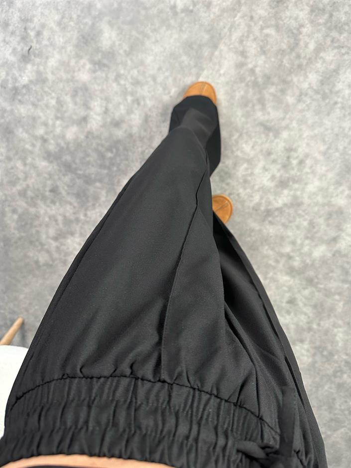 Minaj Siyah Beli Lastikli Çımalı Pantolon 