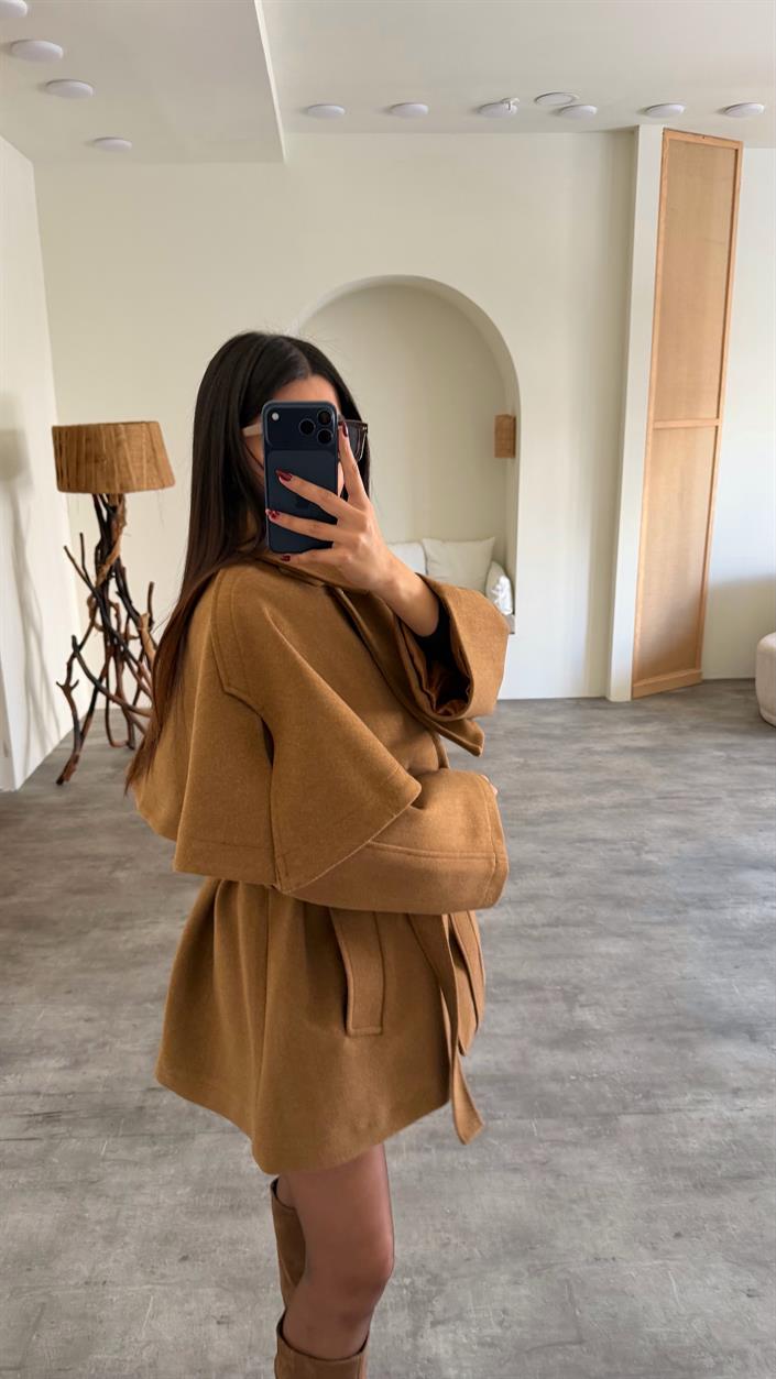 Camel Pelerin Detaylı Kuşaklı Astarlı Kaban GAUS-00727